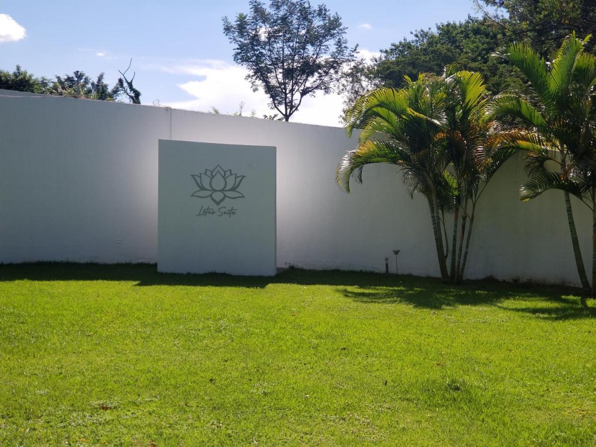 Lotus Suite Santa Cruz de La Sierra Exterior foto